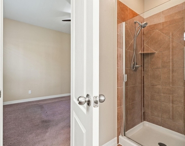 7302 Durango Creek Drive - Photo Thumbnail 21