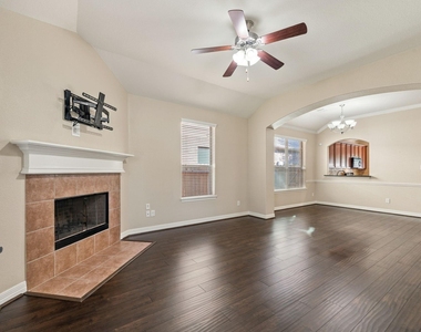 7302 Durango Creek Drive - Photo Thumbnail 14