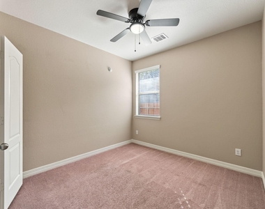 7302 Durango Creek Drive - Photo Thumbnail 25