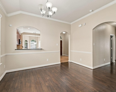 7302 Durango Creek Drive - Photo Thumbnail 11