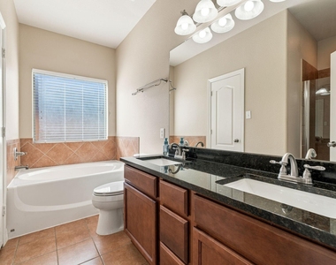 7302 Durango Creek Drive - Photo Thumbnail 20