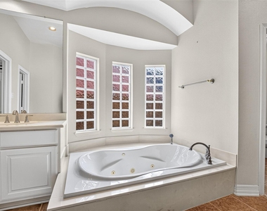 2578 Costa Mesa Circle - Photo Thumbnail 25
