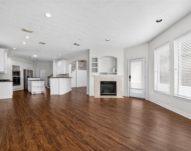 2578 Costa Mesa Circle - Photo Thumbnail 18