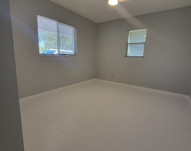 357 Westpark Road - Photo Thumbnail 13