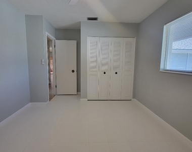 357 Westpark Road - Photo Thumbnail 15