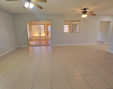 357 Westpark Road - Photo Thumbnail 17