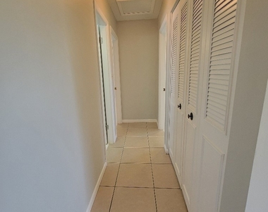 357 Westpark Road - Photo Thumbnail 9