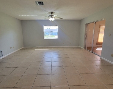 357 Westpark Road - Photo Thumbnail 7