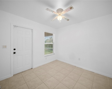715 Dudley Avenue S - Photo Thumbnail 16