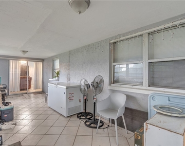 1618 Se 13th Street - Photo Thumbnail 21