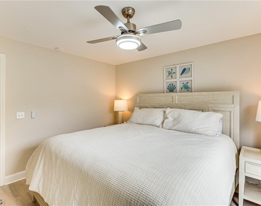6030 Perthshire Lane - Photo Thumbnail 28