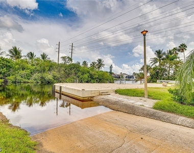 6030 Perthshire Lane - Photo Thumbnail 38