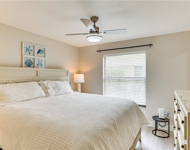 6030 Perthshire Lane - Photo Thumbnail 27