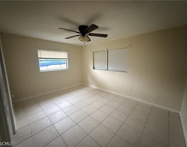 4347 S Bay Circle - Photo Thumbnail 2