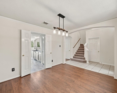 10 Orchid Grove Place - Photo Thumbnail 5