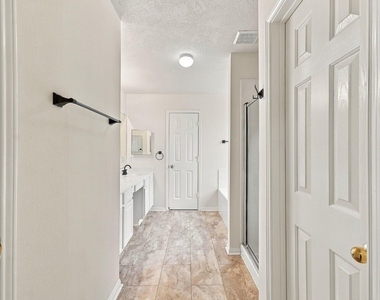 10 Orchid Grove Place - Photo Thumbnail 28