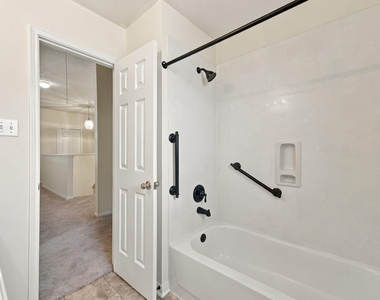 10 Orchid Grove Place - Photo Thumbnail 30