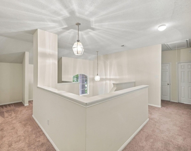 10 Orchid Grove Place - Photo Thumbnail 16