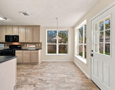 10 Orchid Grove Place - Photo Thumbnail 10