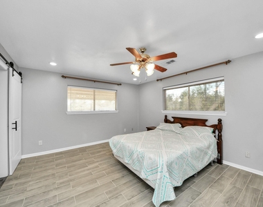 4503 Patterson Lane - Photo Thumbnail 41