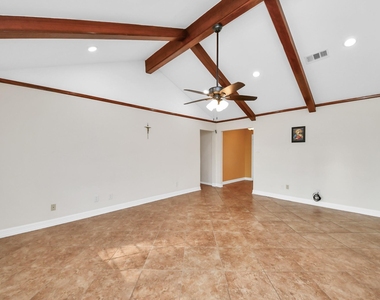 4503 Patterson Lane - Photo Thumbnail 26