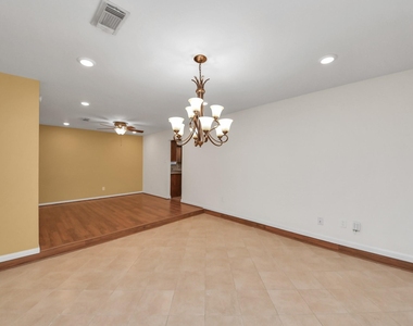 4503 Patterson Lane - Photo Thumbnail 20