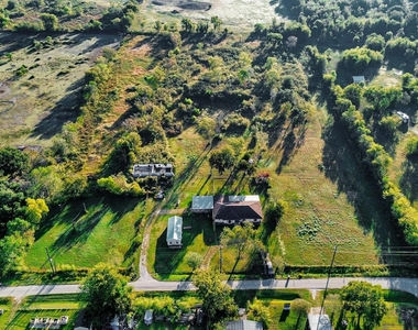 4503 Patterson Lane - Photo Thumbnail 2