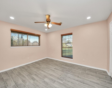 4503 Patterson Lane - Photo Thumbnail 39