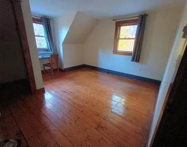 505 Walnut - Photo Thumbnail 13