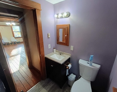 505 Walnut - Photo Thumbnail 2