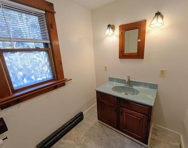 505 Walnut - Photo Thumbnail 11
