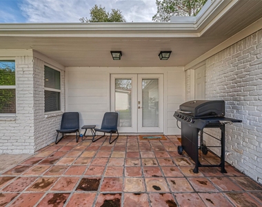 9502 Bob White Drive - Photo Thumbnail 29