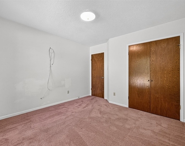 12303 Paddock Way - Photo Thumbnail 34