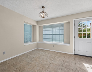 12303 Paddock Way - Photo Thumbnail 14