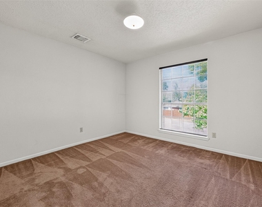 12303 Paddock Way - Photo Thumbnail 33