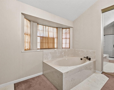 12303 Paddock Way - Photo Thumbnail 23