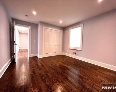 19 Cedar - Photo Thumbnail 5