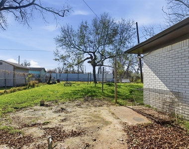 6318 Laramie Street - Photo Thumbnail 14