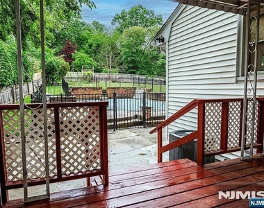 168 County - Photo Thumbnail 25