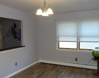90 Hamilton - Photo Thumbnail 4