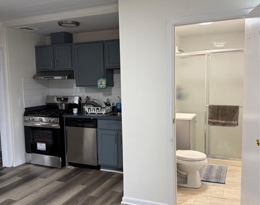 568 Lafayette - Photo Thumbnail 2