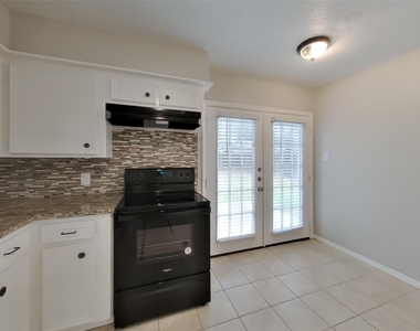 22806 Wild Moss Street - Photo Thumbnail 5