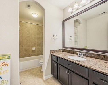 17210 Pentland Court - Photo Thumbnail 39
