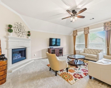 17210 Pentland Court - Photo Thumbnail 23