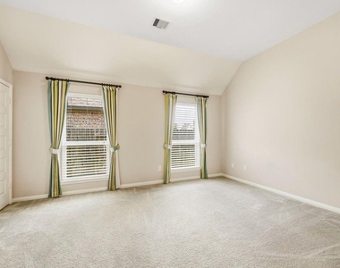 17210 Pentland Court - Photo Thumbnail 33