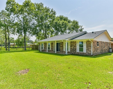 9311 Masters Road - Photo Thumbnail 2