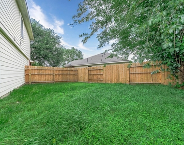 17219 Morning Blossom Place - Photo Thumbnail 32