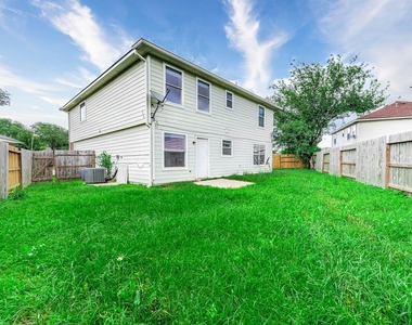 17219 Morning Blossom Place - Photo Thumbnail 31