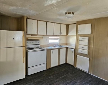 16905 Glenheath St - Photo Thumbnail 6