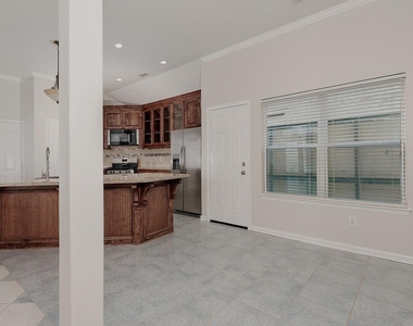 34 Cypress Bayou Court - Photo Thumbnail 16